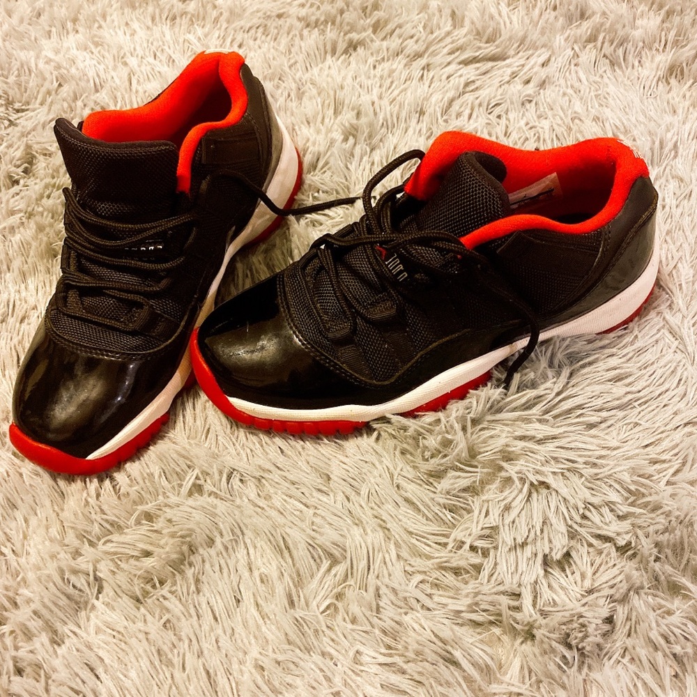 Air Jordan 11 Retro Low BG Authentic